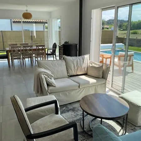 Au Pays Basque Villa *