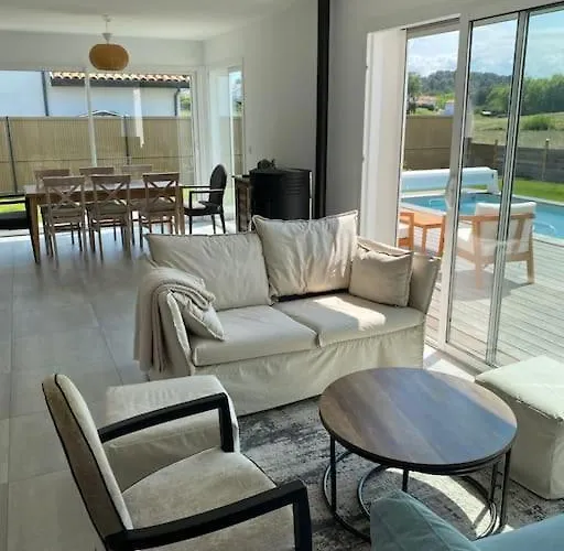 Au Pays Basque Villa *